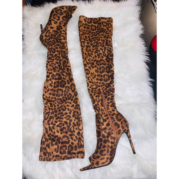 🐆Cheetah🐆 Print Peak Toe Thigh High Boots🤗 - Picture 3 of 4